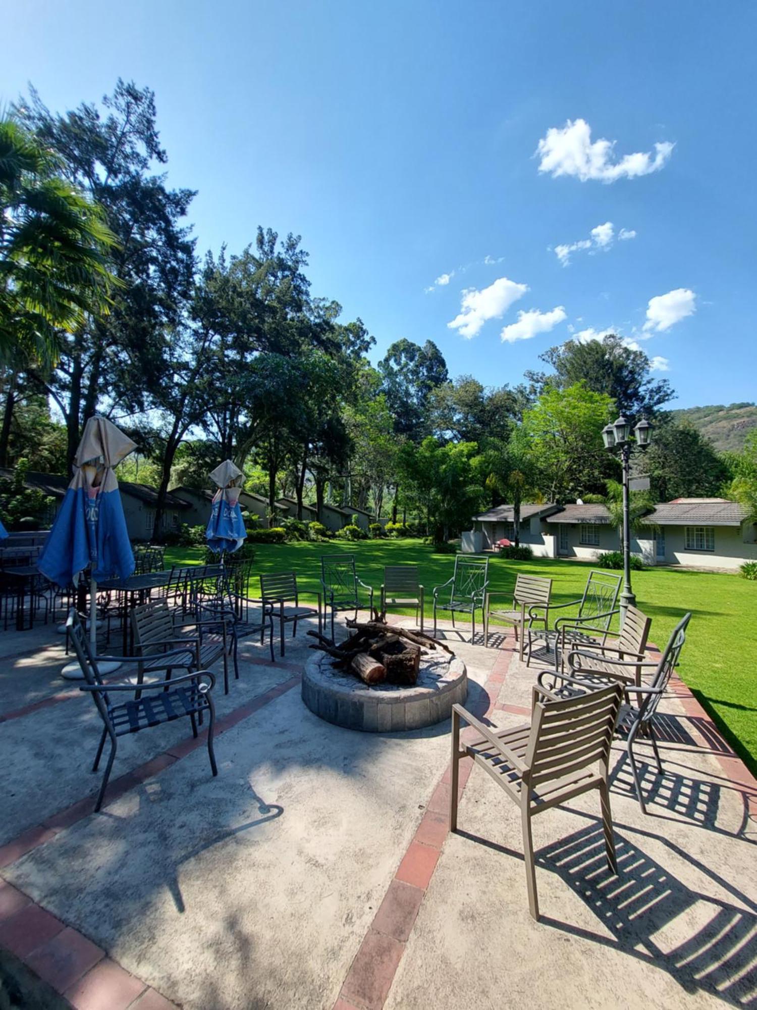 Wayside Lodge Waterval Boven Bagian luar foto