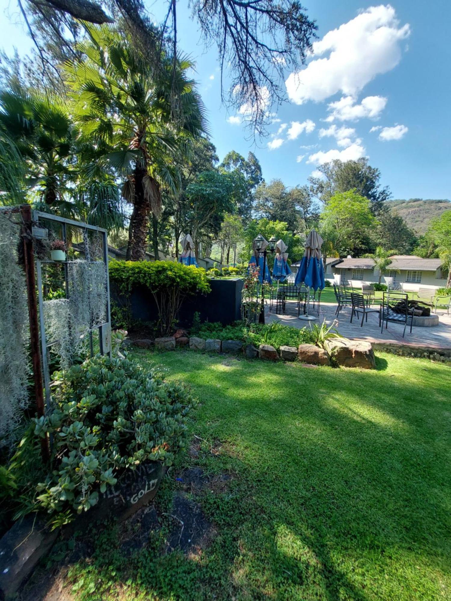 Wayside Lodge Waterval Boven Bagian luar foto